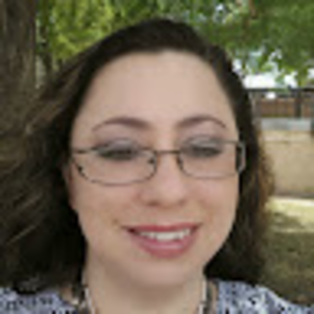 Meet your Posher, Andrea